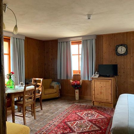 Hotel Lyshaus Gressoney-Saint-Jean Esterno foto