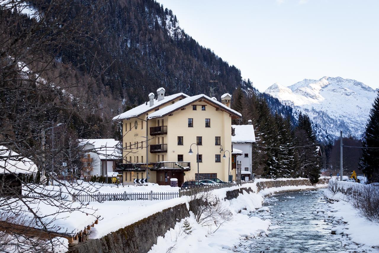 Hotel Lyshaus Gressoney-Saint-Jean Esterno foto