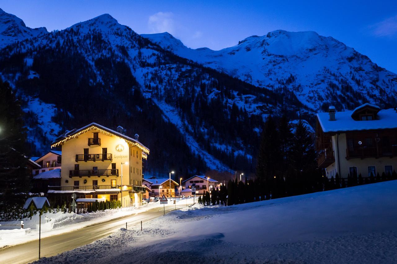 Hotel Lyshaus Gressoney-Saint-Jean Esterno foto
