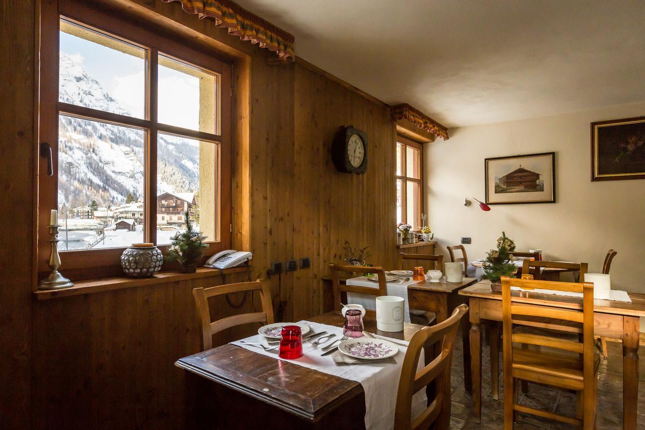 Hotel Lyshaus Gressoney-Saint-Jean Esterno foto